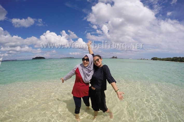 paket wisata belitung