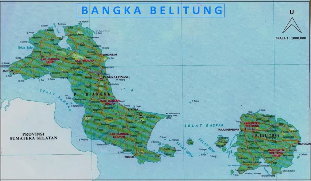 selat yang memisahkan pulau belitung dan bangka