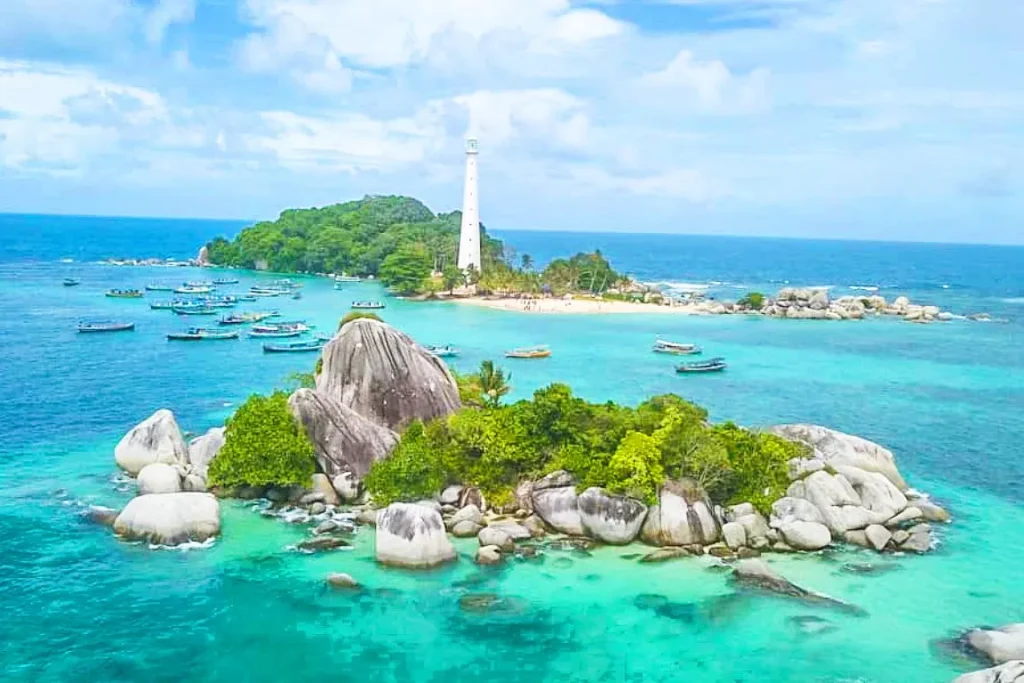 paket liburan belitung