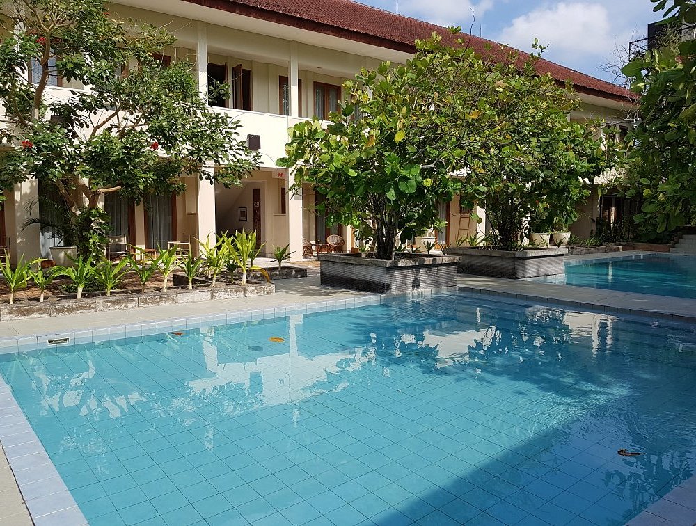 Billiton Hotel & Klub